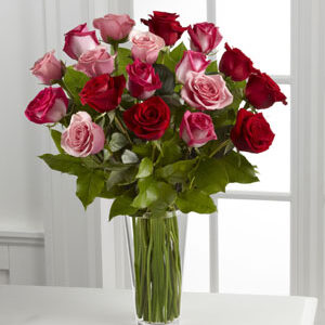 The FTD® True Romance™ Rose Bouquet